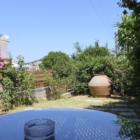 Taxiarchis Apartments Skiathos Town Exterior photo