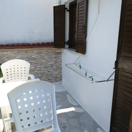 Taxiarchis Apartments Skiathos Town Room photo