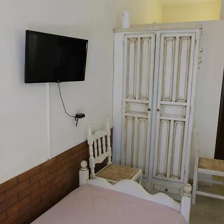 Taxiarchis Apartments Skiathos Town Room photo